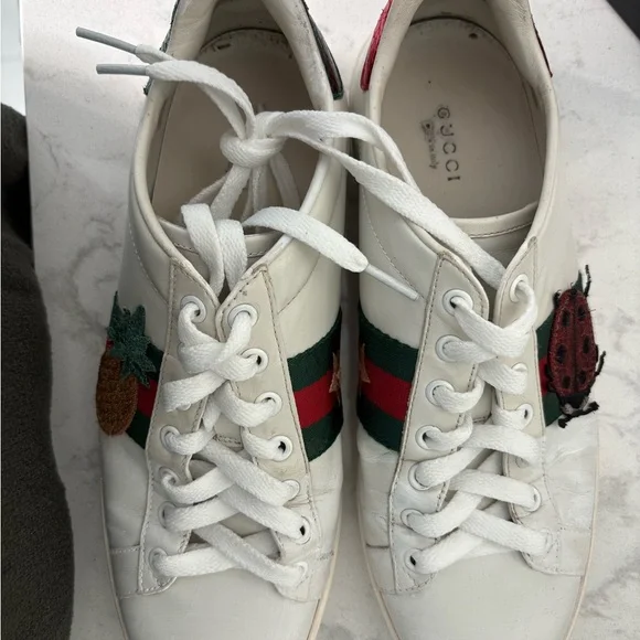 Gucci Women's White Sneakers with Embroidered Details - Picture 1 of 7